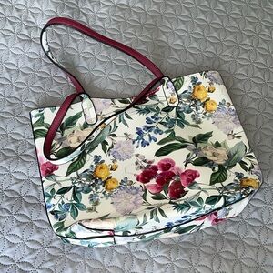Reversible floral/maroon tote bag